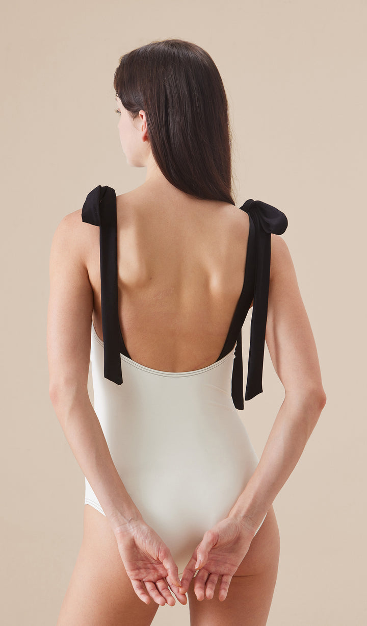 BIANCA Scoop Neck One Piece Swimsuit